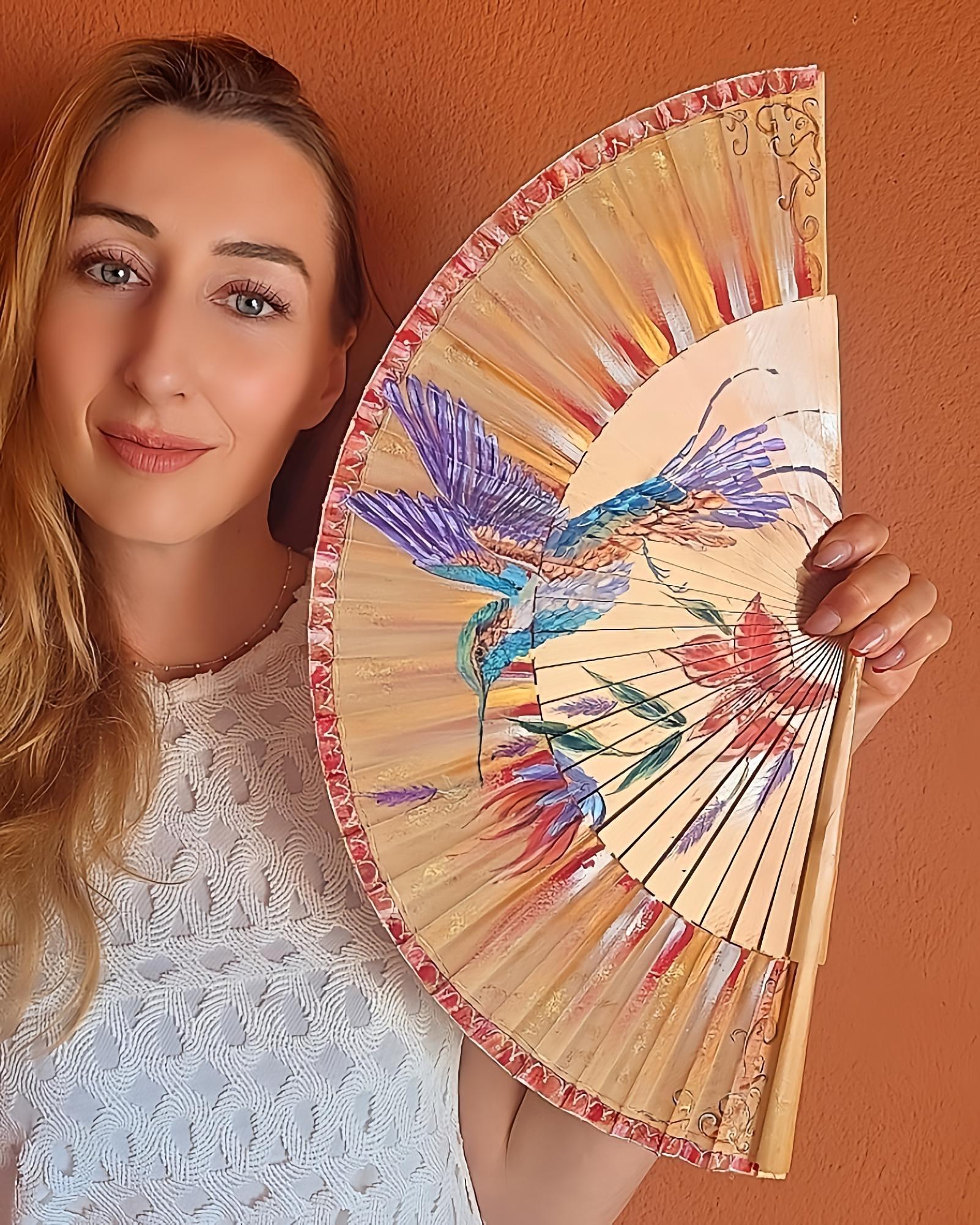 Hand-Painted Hummingbird Folding Fan - Image 6